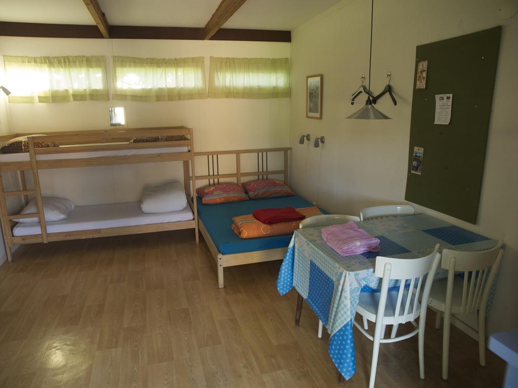 Holiday Home Ossa Basecamp Sint Odiliënberg Camera foto